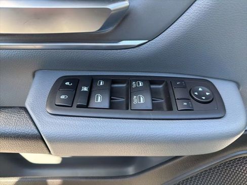 Used 2023 RAM 1500 Big Horn image 18