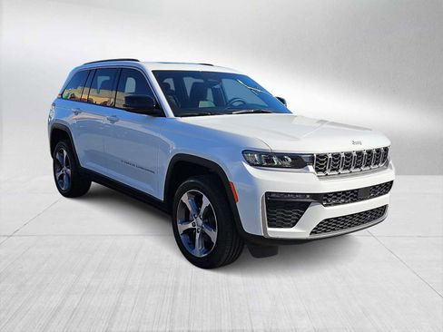 New 2026 Jeep Grand Cherokee Limited image 2
