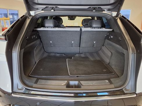 Certified 2024 Cadillac Lyriq Tech w/ Driver Assist Package image 16