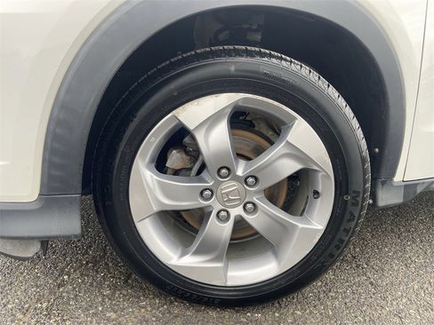 Used 2018 Honda HR-V LX image 31