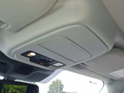 Used 2025 Ford Expedition Max Active image 12