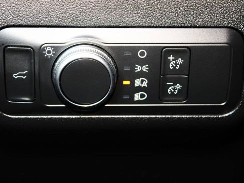 Used 2022 Ford Escape SE w/ Convenience Package FWD image 32