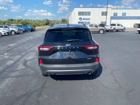 Used 2025 Ford Escape ST-Line Select AWD/4WD image 4