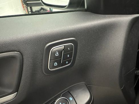 Used 2024 Ford Escape Platinum AWD/4WD image 21