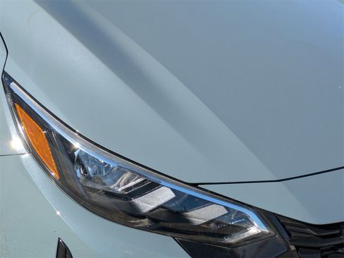 Used 2024 Nissan Sentra SV w/ Lighting Package image 9