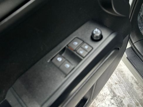 Certified 2023 Toyota Tacoma SR image 19