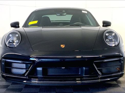 Used 2024 Porsche 911 Carrera S image 10