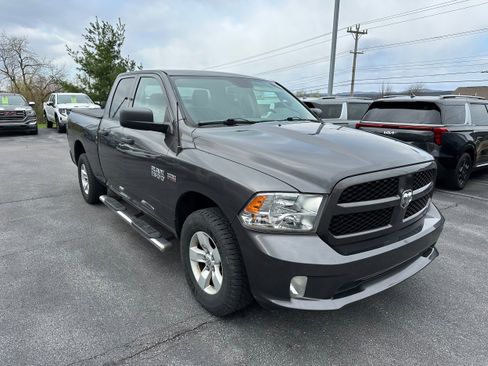 Used 2017 RAM 1500 Express image 3