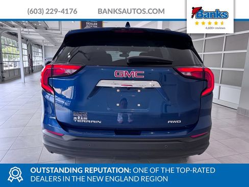 Certified 2021 GMC Terrain SLE w/ Driver Convenience Package AWD/4WD image 7