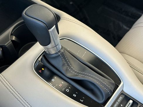 New 2026 Honda HR-V EX-L image 24