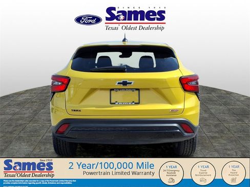 Used 2024 Chevrolet Trax RS w/ Driver Confidence Package image 9