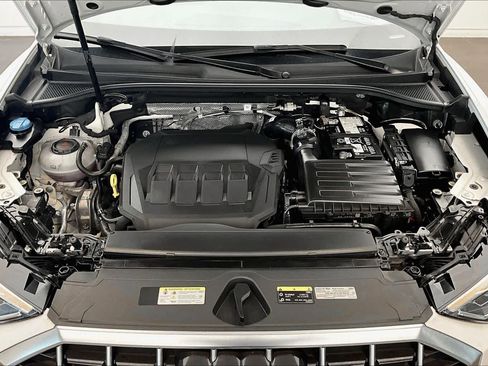 Used 2024 Audi Q3 2.0T Premium w/ Convenience Package image 30