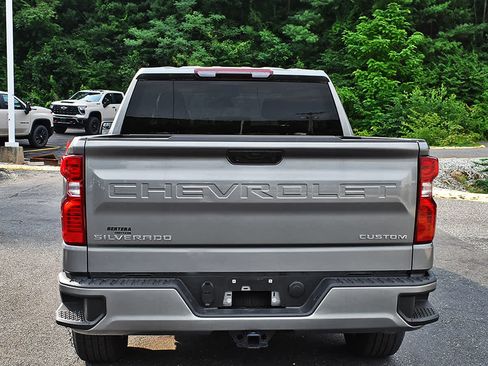 Used 2023 Chevrolet Silverado 1500 Custom AWD/4WD image 7
