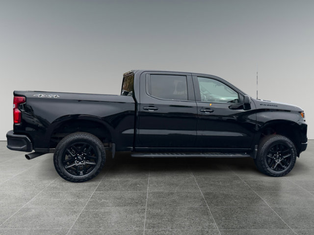 Used 2025 Chevrolet Silverado 1500 RST w/ Dark Appearance Package AWD/4WD image 6