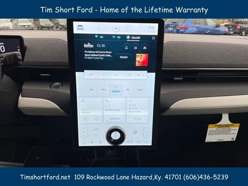 New 2022 Ford Mustang Mach-E Premium image 21