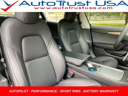 Used 2022 Tesla Model 3 Performance image 31