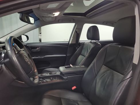 Used 2013 Toyota Avalon XLE Touring FWD image 15