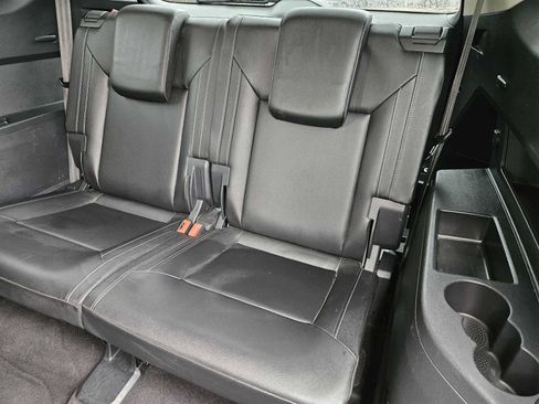 Used 2018 Volkswagen Atlas SE image 29