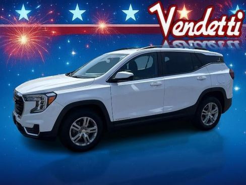 Used 2023 GMC Terrain SLE w/ Driver Convenience Package image 1