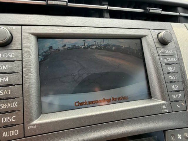 Used 2014 Toyota Prius Four w/ Solar Roof Package FWD image 16