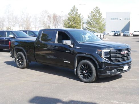 Used 2022 GMC Sierra 1500 Elevation w/ Preferred Package image 2