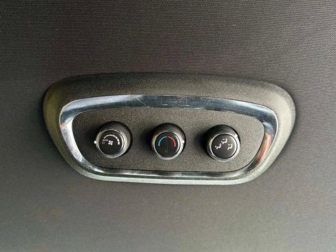 Used 2020 Dodge Durango GT image 37