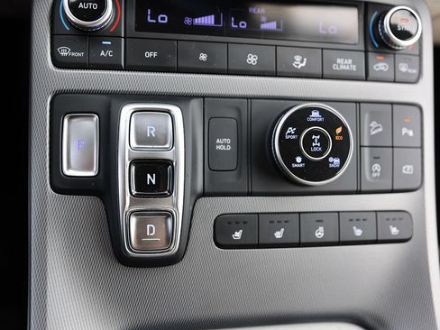 Certified 2023 Hyundai Palisade Limited AWD/4WD image 32
