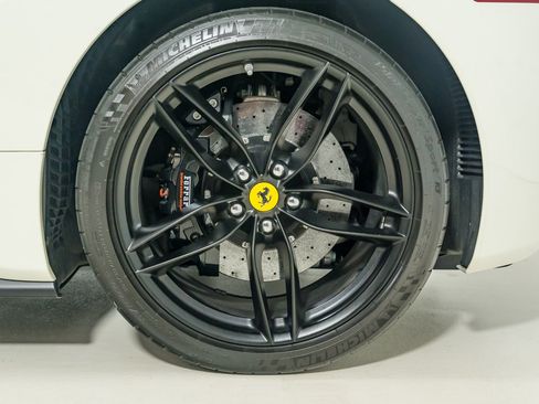 Used 2018 Ferrari 488 Spider RWD image 23