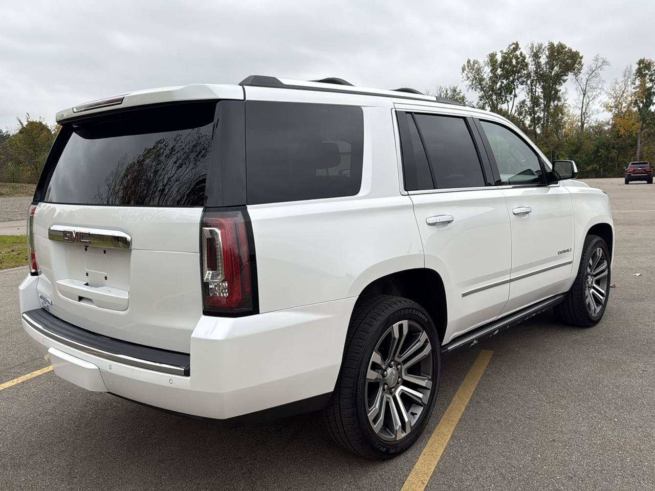 Used 2019 GMC Yukon Denali w/ Denali Ultimate Package AWD/4WD image 5