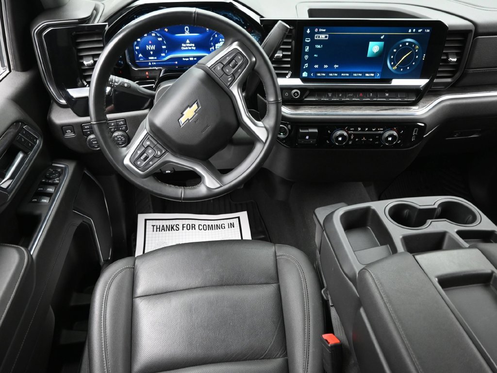 Used 2025 Chevrolet Silverado 2500 LTZ AWD/4WD image 14