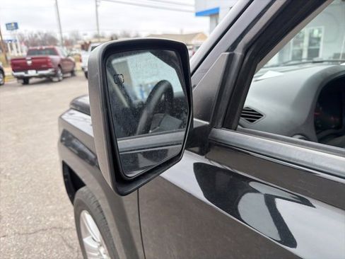 Used 2012 Jeep Patriot Latitude image 28