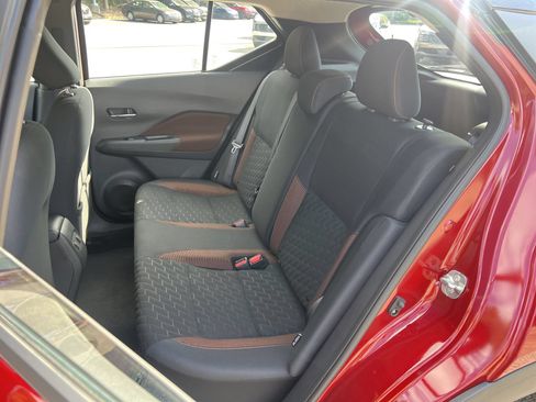 Used 2021 Nissan Kicks SR FWD image 17
