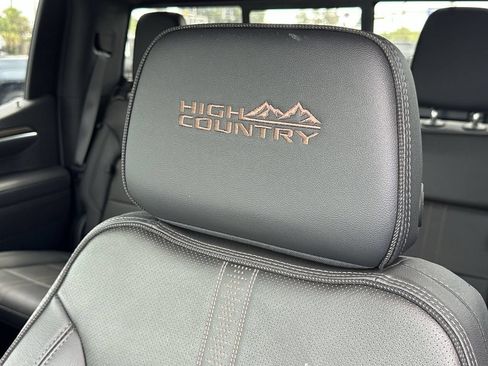 Used 2025 Chevrolet Silverado 1500 High Country w/ Technology Package AWD/4WD image 20