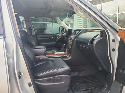 Used 2019 INFINITI QX80 Luxe AWD/4WD image 5