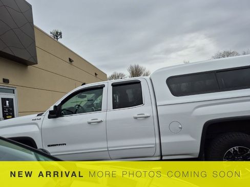 Used 2015 GMC Sierra 1500 SLE image 10