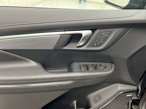 New 2026 Buick Enclave Preferred w/ Power Package AWD/4WD image 22