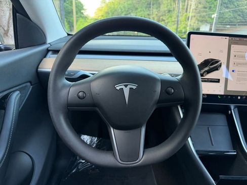 Used 2020 Tesla Model Y Long Range AWD/4WD image 43