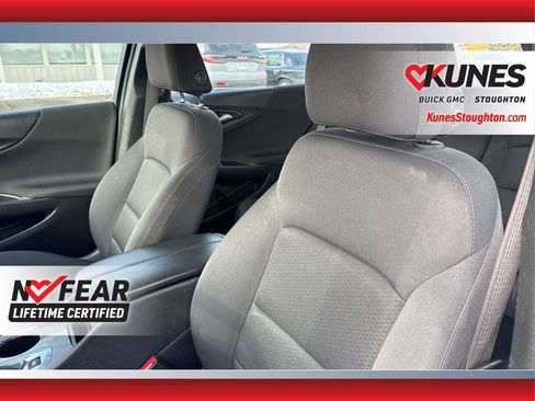 Used 2024 Chevrolet Malibu LT image 24