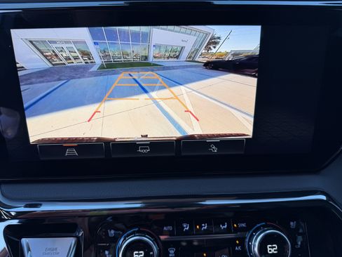 Used 2022 GMC Sierra 1500 AT4 w/ AT4 Preferred Package image 27