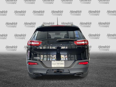 Used 2017 Jeep Cherokee High Altitude AWD/4WD image 9