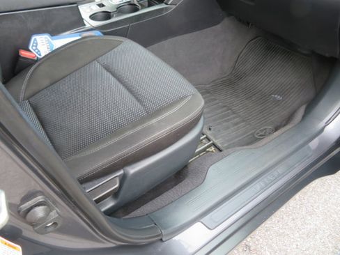 Used 2018 Subaru Outback 2.5i Premium image 22