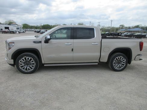 New 2026 GMC Sierra 1500 Denali Ultimate AWD/4WD image 10