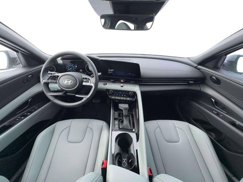 New 2026 Hyundai Elantra Limited image 8