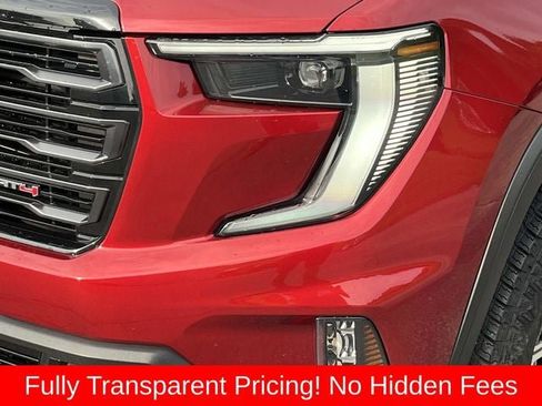 Used 2025 GMC Acadia AT4 AWD/4WD image 10