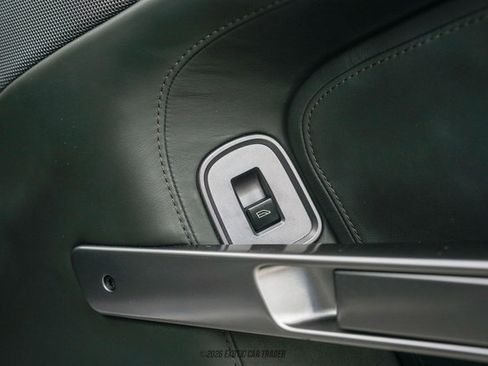 Used 2005 Aston Martin DB9 Coupe image 29