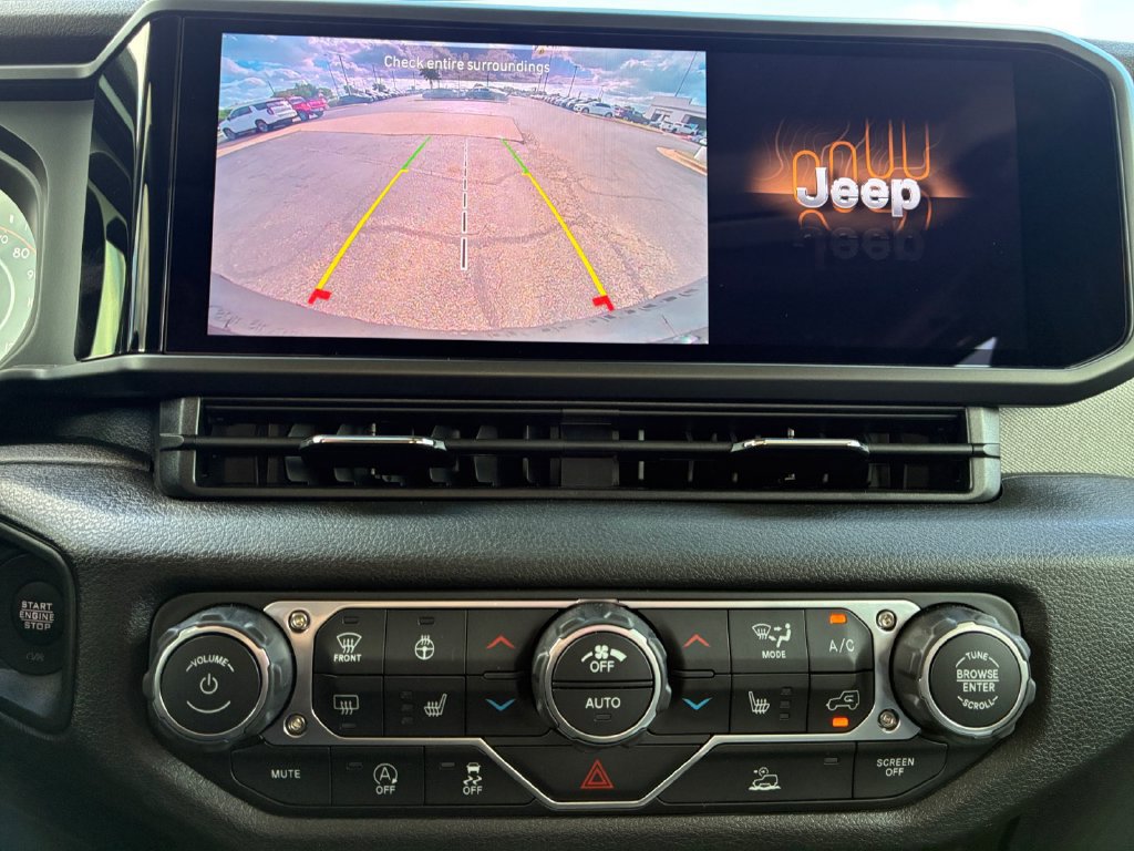 Used 2026 Jeep Wrangler Unlimited Sport AWD/4WD image 9