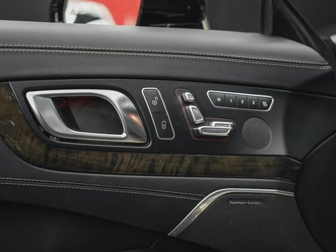 Used 2015 Mercedes-Benz SL 63 AMG image 50