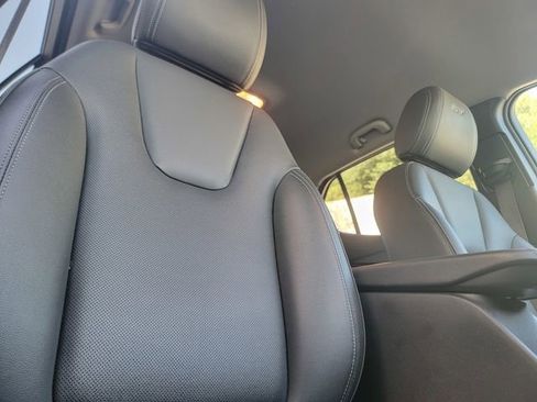 Certified 2024 Buick Encore GX Sport Touring image 22