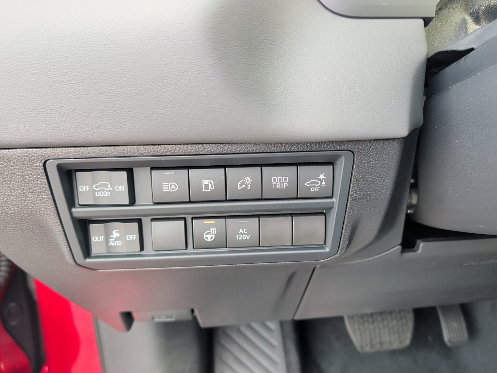 Used 2026 Toyota Sequoia Capstone AWD/4WD image 14