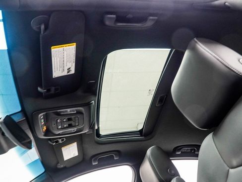 Used 2024 Cadillac CT4 V Blackwing w/ Carbon Fiber 1 Package image 41